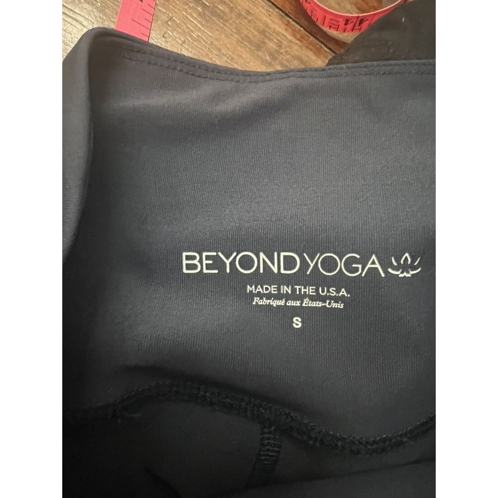 Beyond Yoga Brand Small leggings Yoga Shiny Blue Daisy High Waisted Reflective - Picture 7 of 10